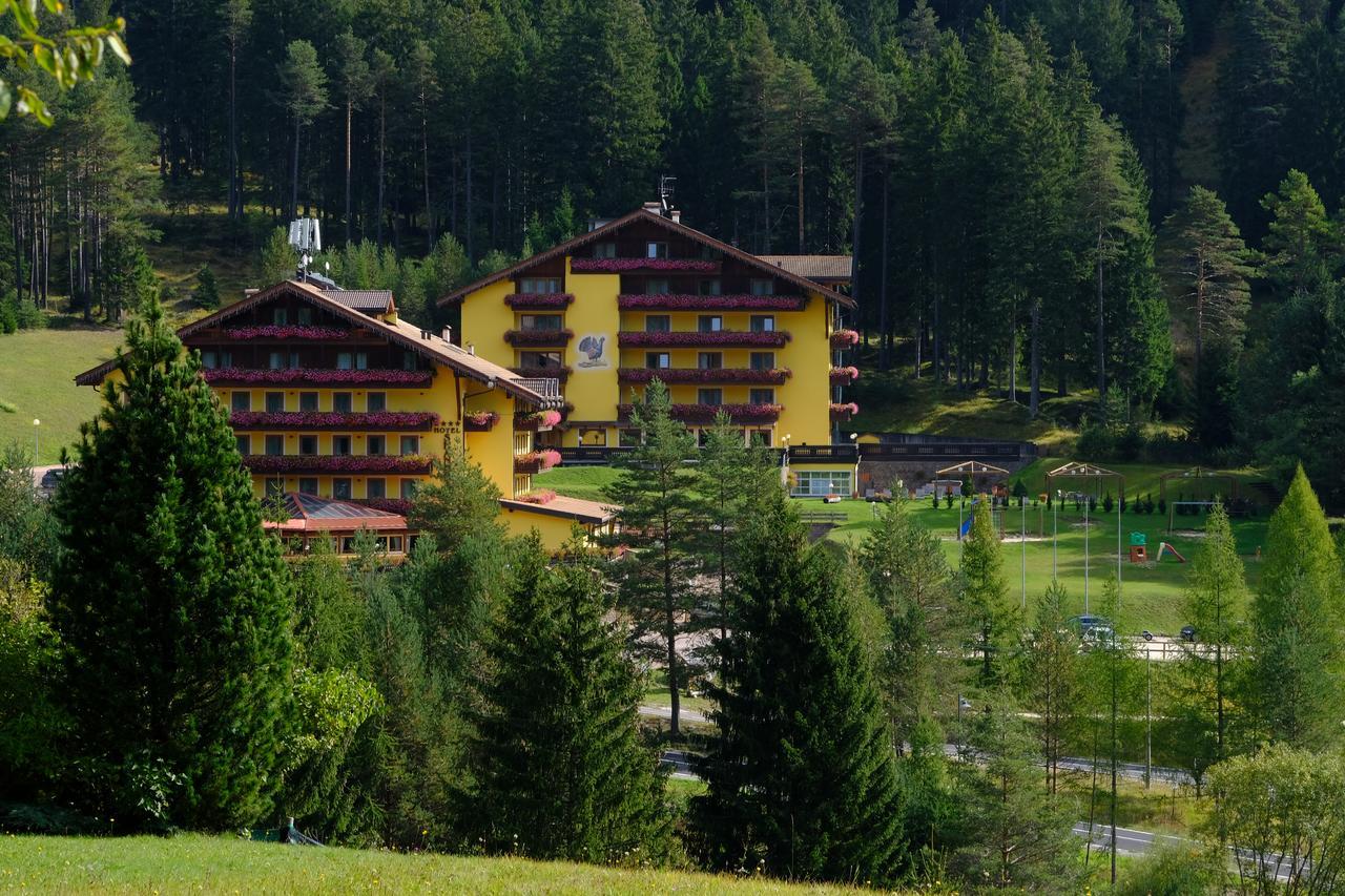 Hotel Shandranj Tesero Exteriér fotografie